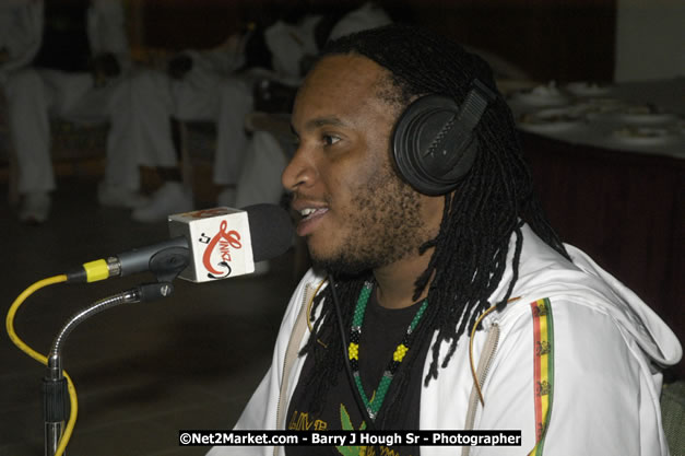 Guests @ Reflections - Cure Fest 2007 - All White Birth-Night Party - Hosted by Jah Cure - Starfish Trelawny Hotel - Trelawny, Jamaica - Friday, October 12, 2007 - Cure Fest 2007 October 12th-14th, 2007 Presented by Danger Promotions, Iyah Cure Promotions, and Brass Gate Promotions - Alison Young, Publicist - Photographs by Net2Market.com - Barry J. Hough Sr, Photographer - Negril Travel Guide, Negril Jamaica WI - http://www.negriltravelguide.com - info@negriltravelguide.com...!