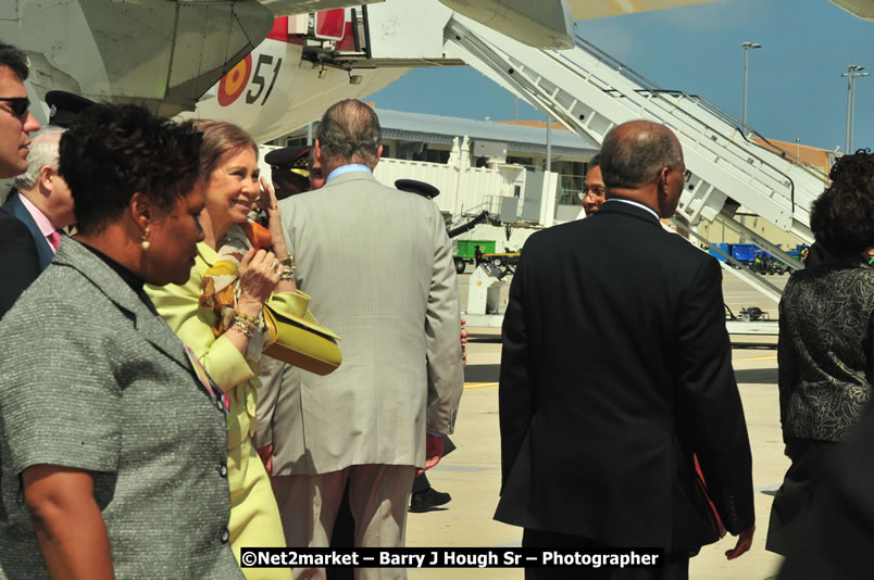 The Unveiling Of The Commemorative Plaque By The Honourable Prime Minister, Orette Bruce Golding, MP, And Their Majesties, King Juan Carlos I And Queen Sofia Of Spain - On Wednesday, February 18, 2009, Marking The Completion Of The Expansion Of Sangster International Airport, Venue at Sangster International Airport, Montego Bay, St James, Jamaica - Wednesday, February 18, 2009 - Photographs by Net2Market.com - Barry J. Hough Sr, Photographer/Photojournalist - Negril Travel Guide, Negril Jamaica WI - http://www.negriltravelguide.com - info@negriltravelguide.com...!