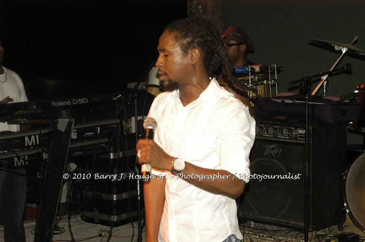 JAH Cure - Live In Concert @ Negril Escape Resort and Spa, December 15, 2009, One Love Drive, West End, Negril, Westmoreland, Jamaica W.I. - Photographs by Net2Market.com - Barry J. Hough Sr, Photographer/Photojournalist - Negril Travel Guide, Negril Jamaica WI - http://www.negriltravelguide.com - info@negriltravelguide.com...!