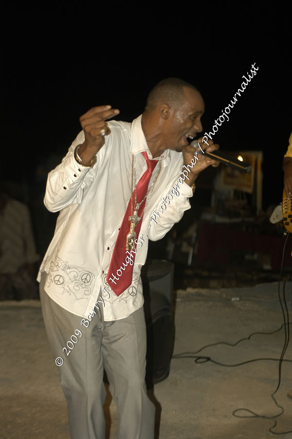  Sanchez - Live in Concert - at the One Love Reggae Concert Series 09/10 @ Negril Escape Resort & Spa - Also Featuring: Timmi Burrell and Justice Merchant- Backing Band Roots Warrior - DJ Gemini - MC Oliver Cargill, Negril Escape Resort & Spa, One Love Drive, West End, Negril, Westmoreland, Jamaica W.I. - Tuesday, November 24, 2009 - Photographs by Net2Market.com - Barry J. Hough Sr, Photographer / Photojournalist - Photos taken with a Nikon D70, D100, or D300 - Negril Travel Guide, Negril Jamaica WI - http://www.negriltravelguide.com - info@negriltravelguide.com...!