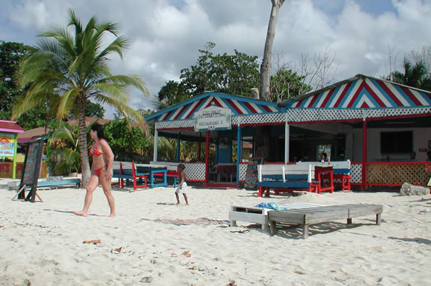 A Photo Walk along Negril's Famous Seven Mile Beach - Negril Travel Guide, Negril Jamaica WI - http://www.negriltravelguide.com - info@negriltravelguide.com...!