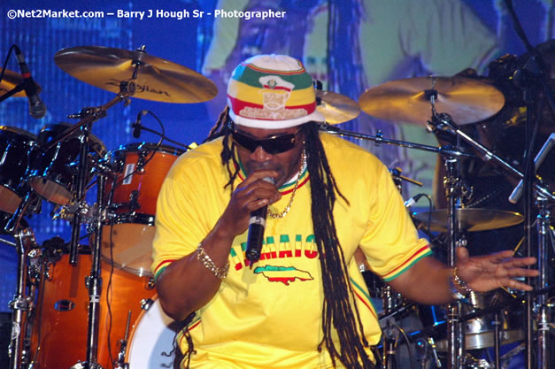 Bonafide- Red Stripe Reggae Sumfest 2007 - Zenith - Saturday, July 21, 2007 - Catherine Hall, Montego Bay, St James, Jamaica W.I. - Negril Travel Guide, Negril Jamaica WI - http://www.negriltravelguide.com - info@negriltravelguide.com...!