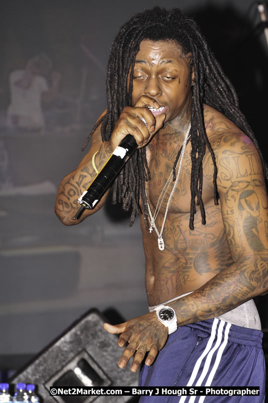 Lil Wayne @ Red Stripe Reggae Sumfest 2008 International Night 2, Catherine Hall, Montego Bay - Saturday, July 19, 2008 - Reggae Sumfest 2008 July 13 - July 19, 2008 - Photographs by Net2Market.com - Barry J. Hough Sr. Photojournalist/Photograper - Photographs taken with a Nikon D300 - Negril Travel Guide, Negril Jamaica WI - http://www.negriltravelguide.com - info@negriltravelguide.com...!