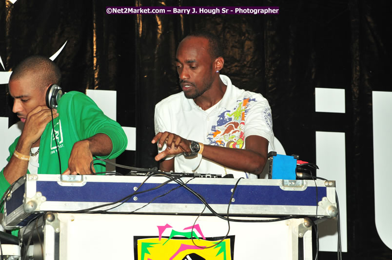 Usain Bolt of Jamaica - The Fastest Man In The World  - Usain Bolt Homecoming Celebrations Concert at the William Knibb High School Play Field, Trelawny - Ice, Ding Dong, Ravers Clavers, D'Angel, Voicemail, RDX and Dancers, Wayne Marshall, Tammi Chynn, Bugle, Nero, Tanya Stephens, Richie Spice, Kip Rich,and Shaggy - Photographs by Net2Market.com - Barry J. Hough Sr. Photojournalist/Photograper - Photographs taken with a Nikon D300 - Negril Travel Guide, Negril Jamaica WI - http://www.negriltravelguide.com - info@negriltravelguide.com...!